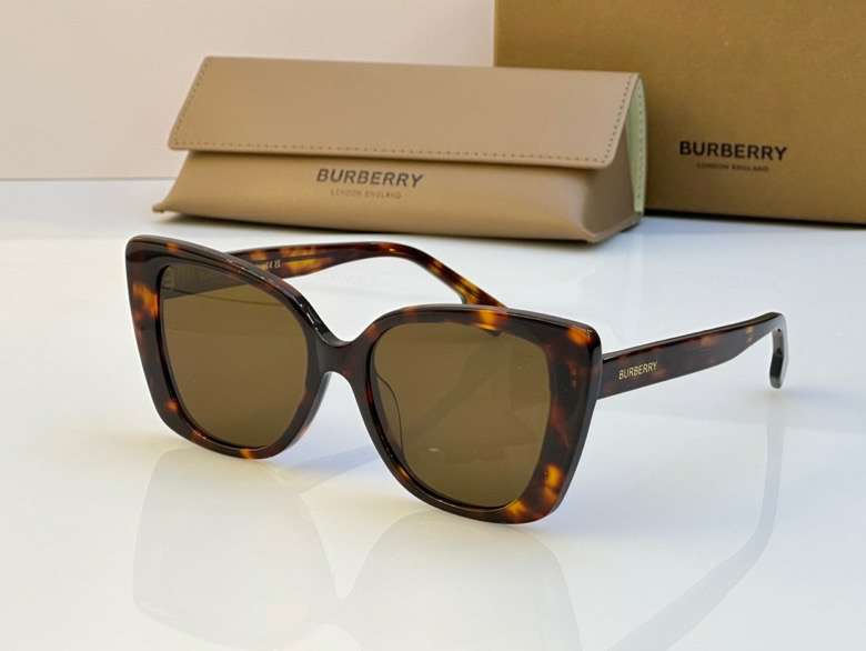 Picture of Burberry Sunglasses _SKUfw52368506fw